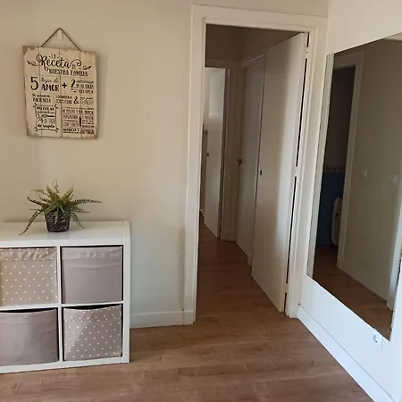 Precioso Atico Junto A La Feria Appartement *