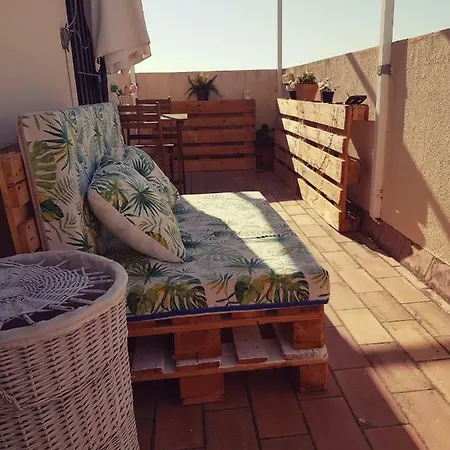 Precioso Atico Junto A La Feria Apartment *
